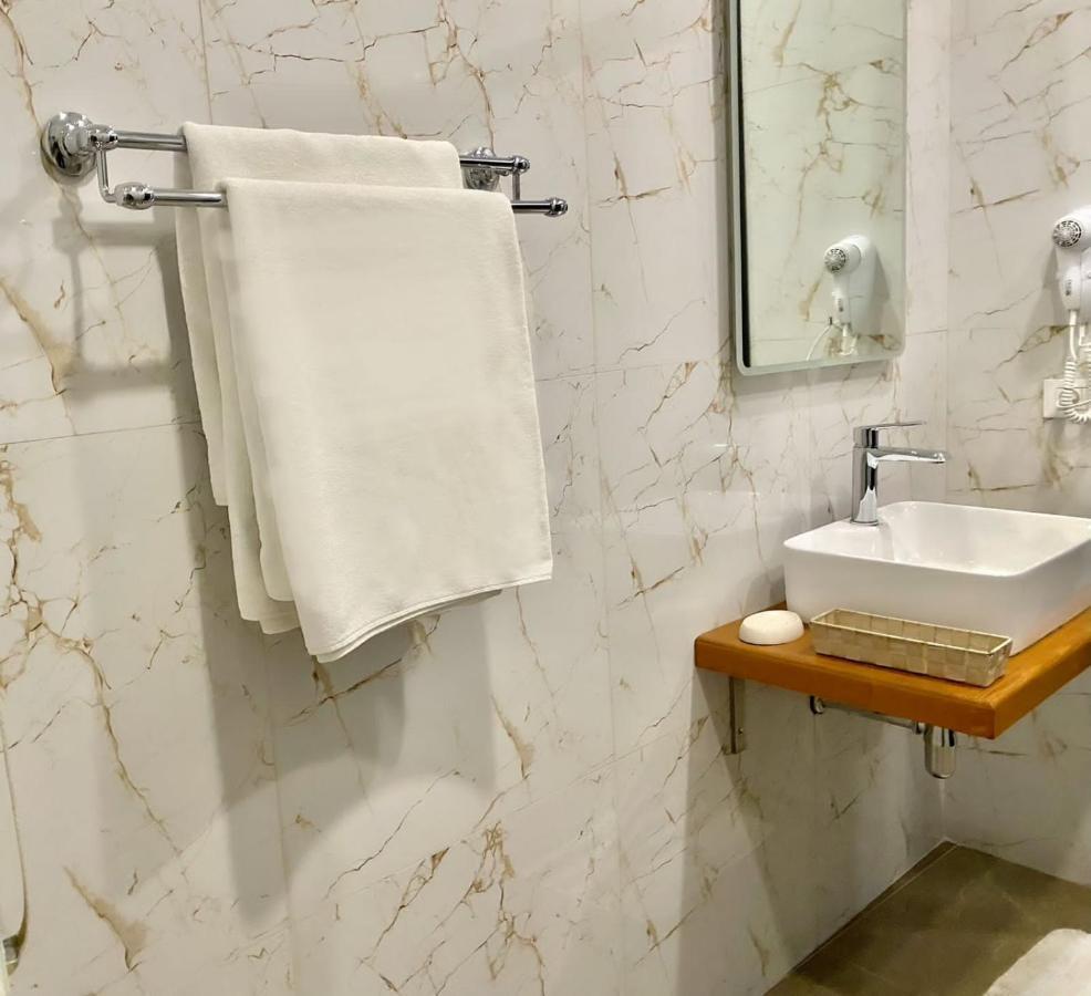 Tirana Center Comfort Rooms المظهر الخارجي الصورة