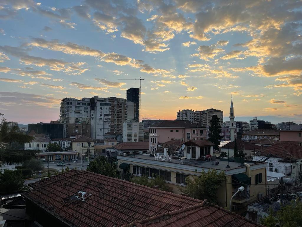 Tirana Center Comfort Rooms المظهر الخارجي الصورة